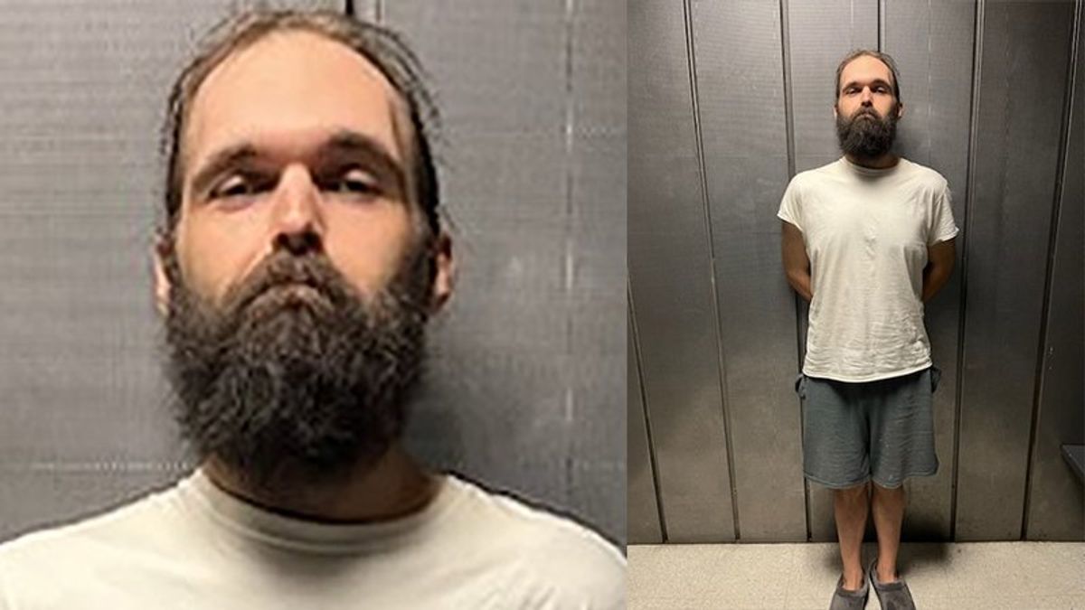 4chan troll arrested and weapons taken from his mother's home for threats against Florida sheriff