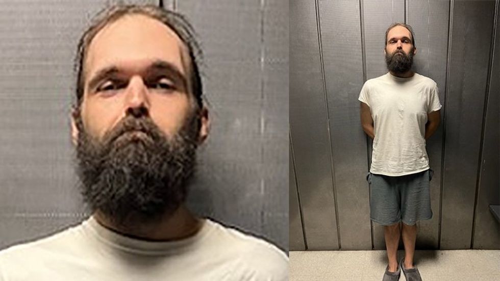 4chan troll arrested and weapons taken from his mother's home for threats against Florida sheriff