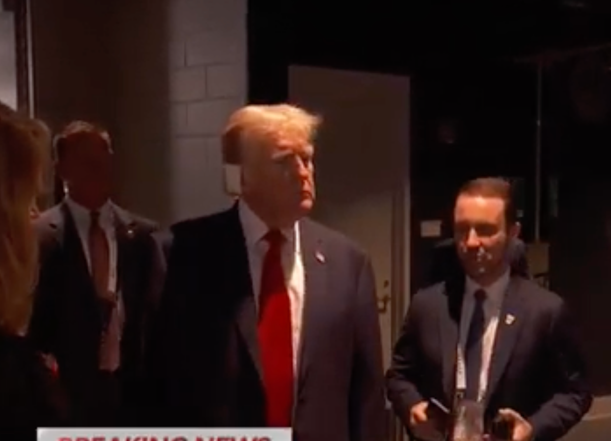 Heavily-bandaged Trump arrives at RNC — amid cheers of 'fight, fight, fight!'