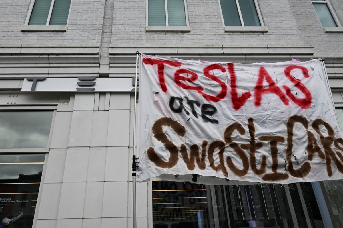 'Tesla’s the Hindenburg': Elon Musk's company mocked amid 'devastating' profit losses