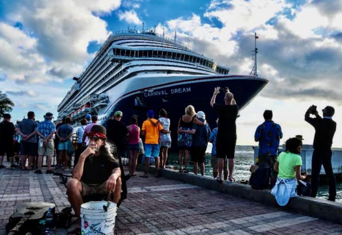 Cruise ships at center of dispute in Florida's idyllic Key West