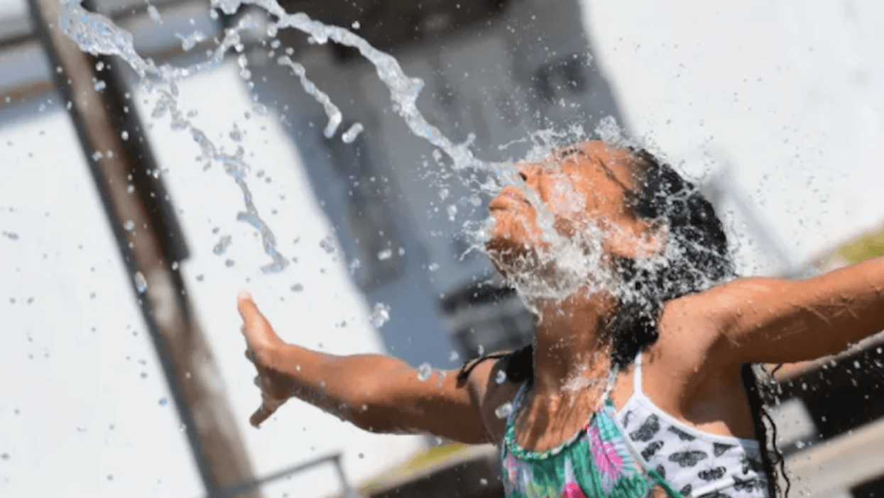 Scores dead as record-breaking heat wave grips Canada, US