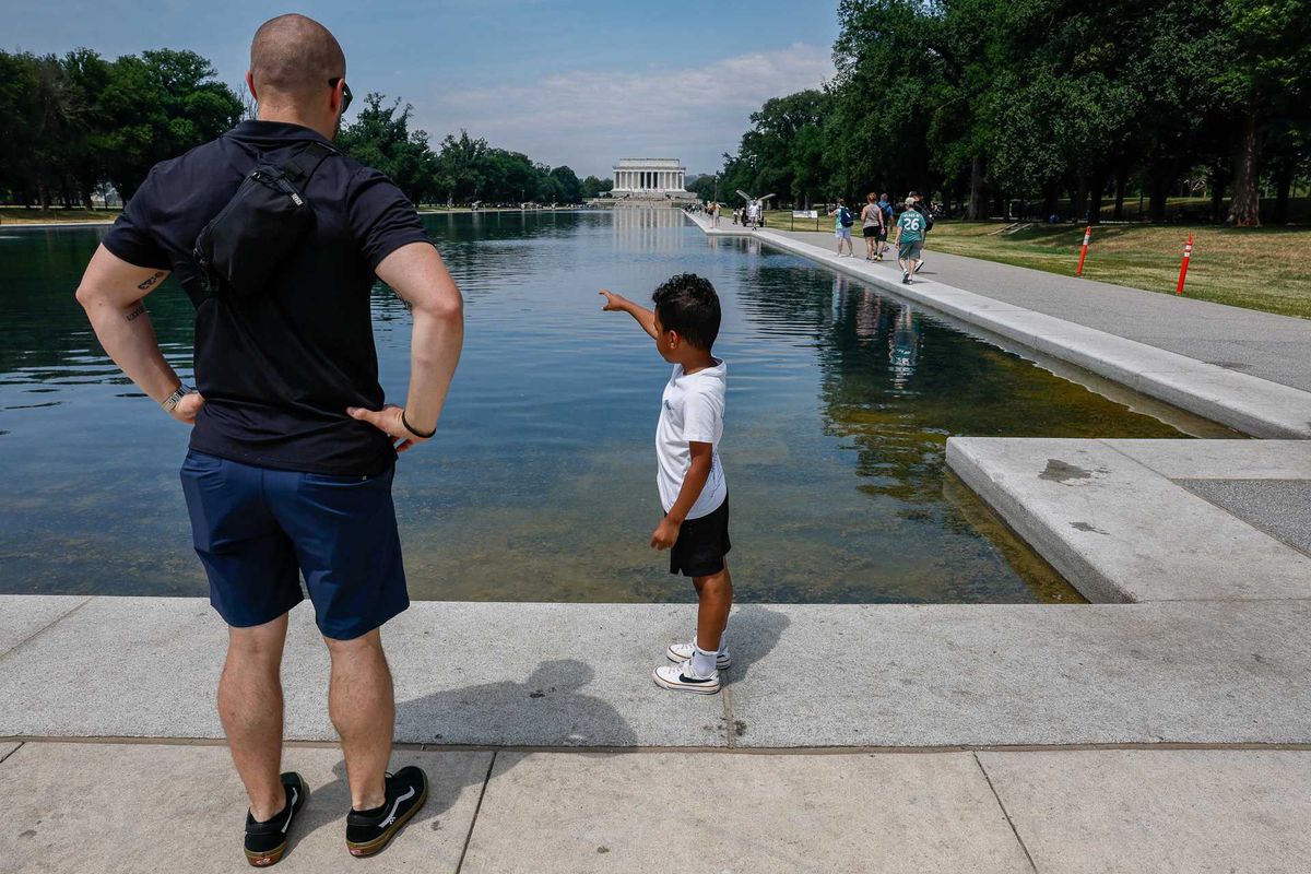 Reflecting Pool fence and AI surveillance installed after Trump blames 'vandals'