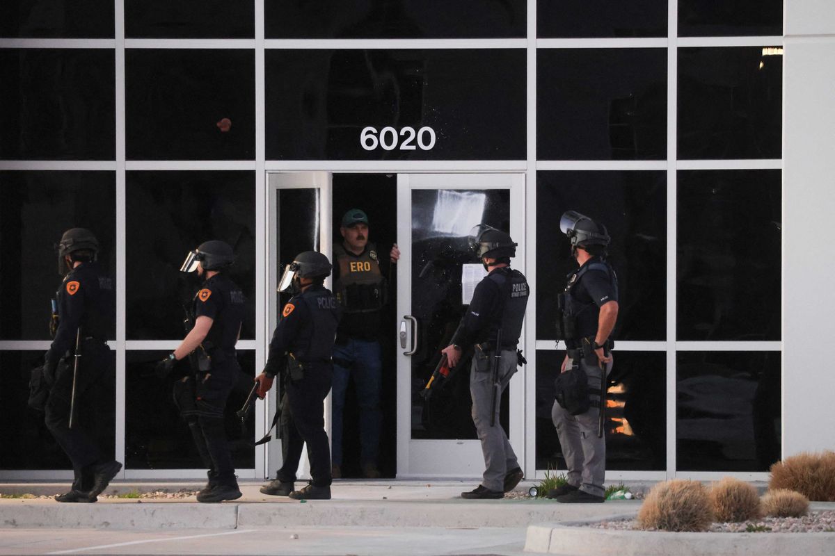 Ex-prosecutor fears Trump DOJ will help 'hide' ICE agent facing criminal charges