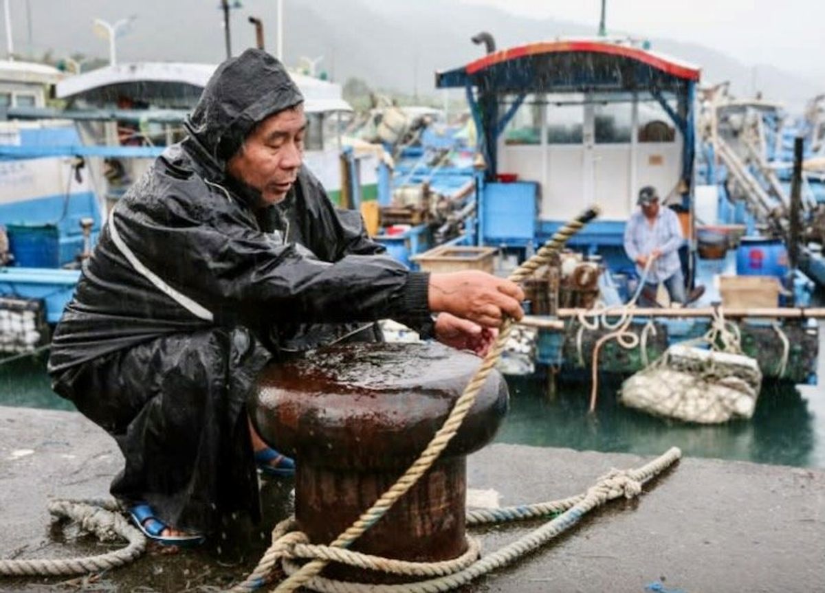 Taiwan battens down for Super Typhoon Kong-rey