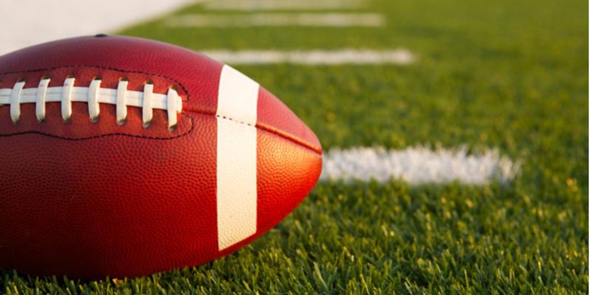 Middle schooler accused of wearing blackface to football game backed by