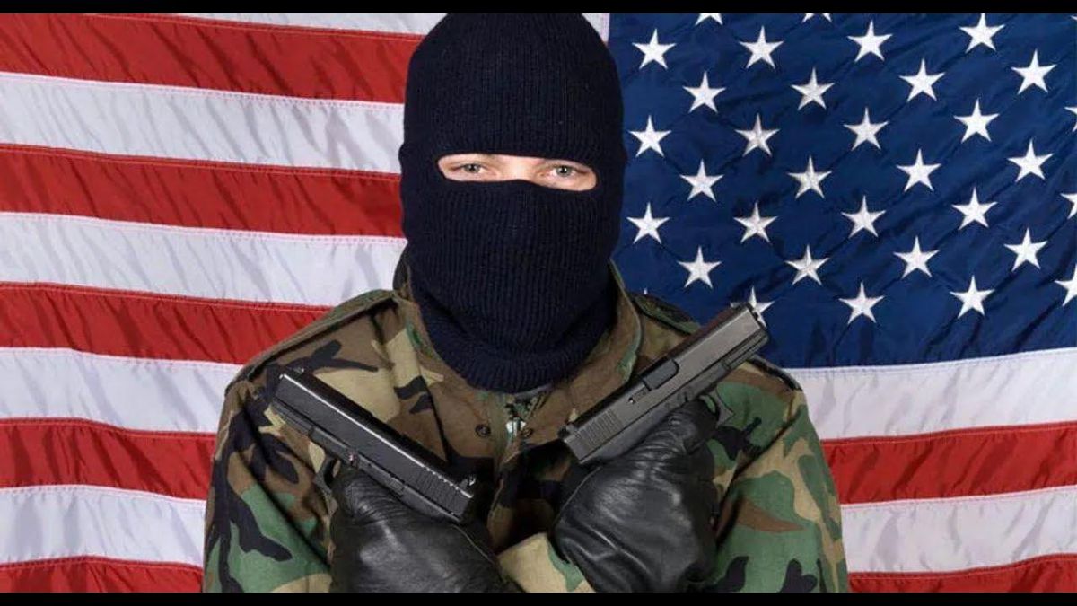 A former CIA advisor just issued a startling warning about civil war in the United States
