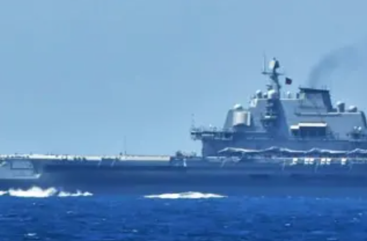 Chinese navy sails between Japanese islands near Taiwan