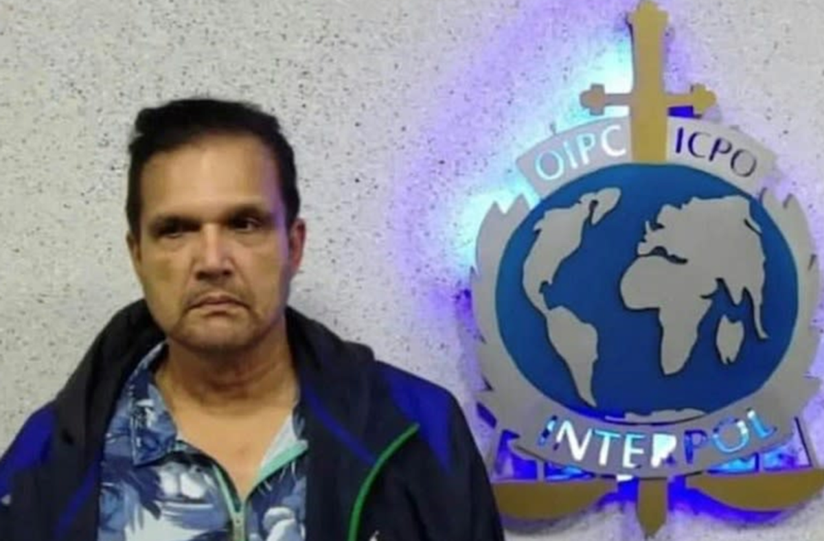 U.S. Navy contractor 'Fat Leonard' sentenced to 15 years in prison
