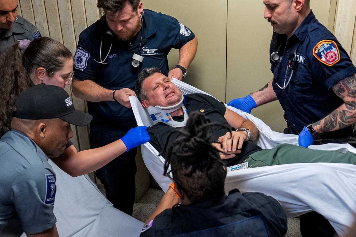 Journalist hospitalized after attempting to photograph ICE agents in public elevator