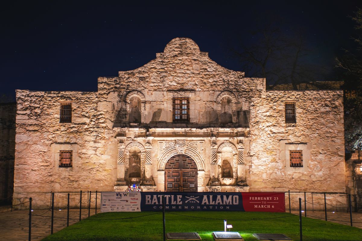 A battle over who gets to tell Texas history is brewing into a war