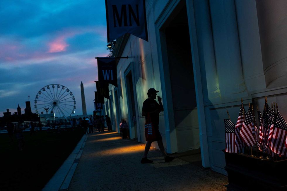 Mockery abounds as bad weather cancels Vanilla Ice's fair performance: 'Weep with me'