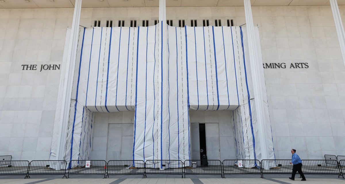 Trump attempts to reinstate his name back on Kennedy Center after court said no