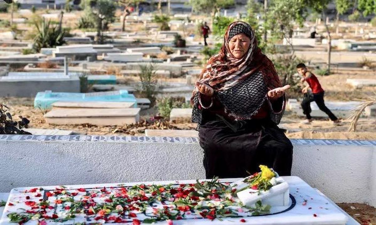 Muslims mark grim Eid in shadow of Israel-Palestinian crisis