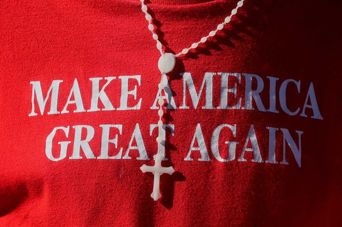 Trump claims his Great American State Fair was 'packed to the brim!'