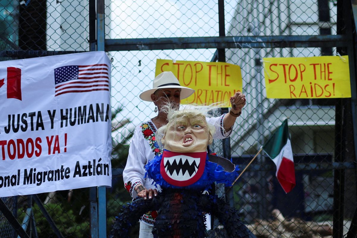 Is the U.S. on the brink? Alarming signs of state collapse are already here