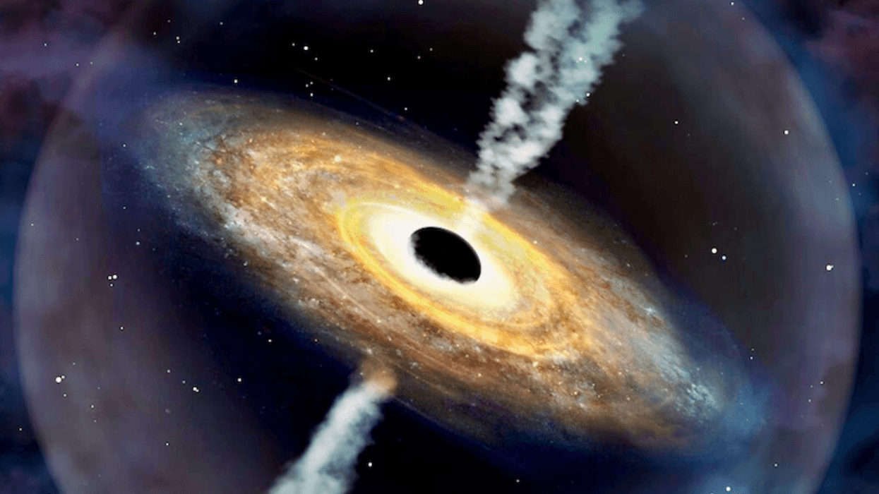 Powerful black holes might grow up in bustling galactic neighborhoods