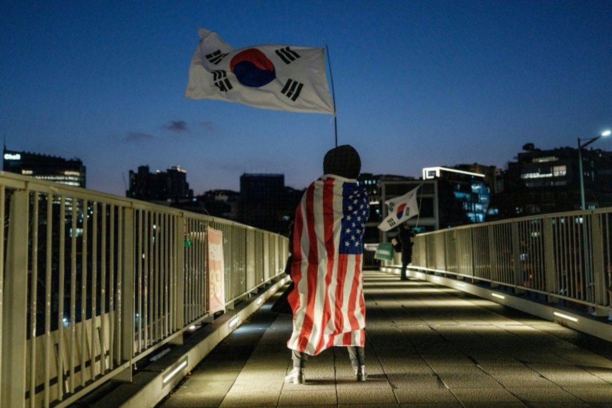 South Korea presidential security chief urges 'no bloodshed' in Yoon arrest