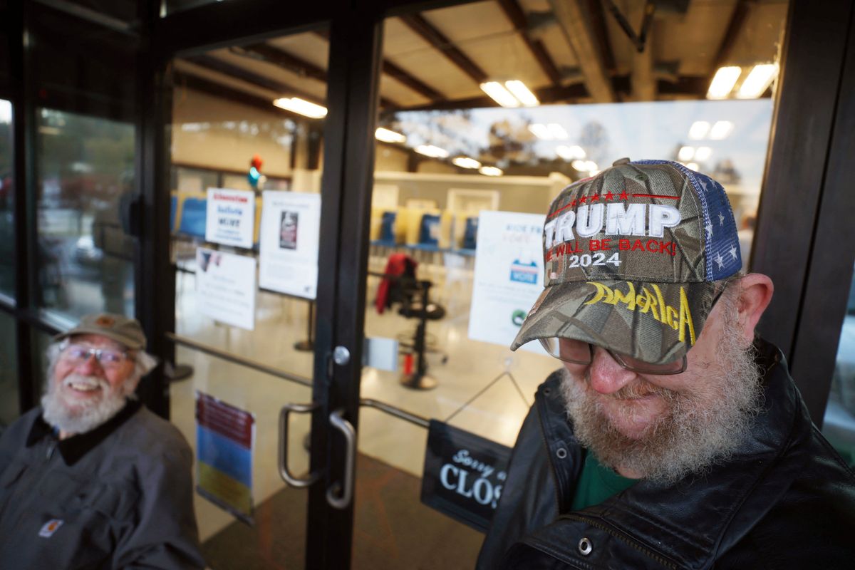 'Chosen by God': A new kind of convert is making the pilgrimage to see Trump