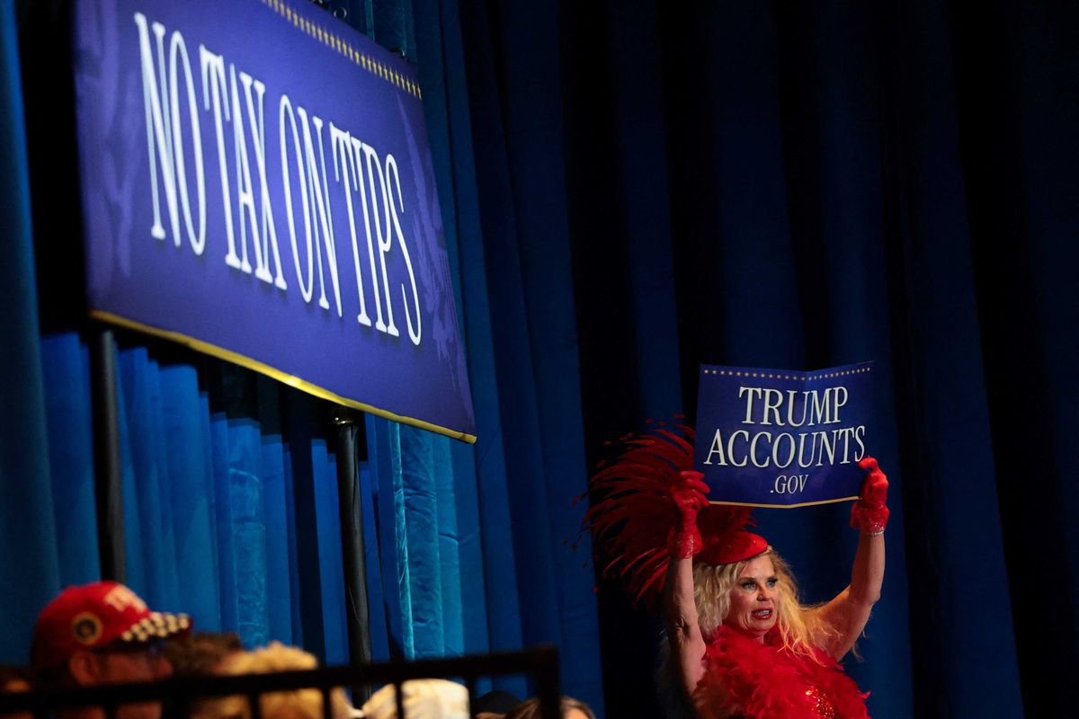 'Deflated' Trump voters losing faith in his 'nonsensical' agenda: GOP pollster