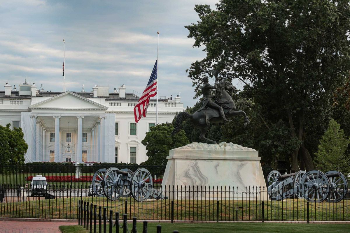 Trump loyalist bolts from White House job amid growing exodus: report