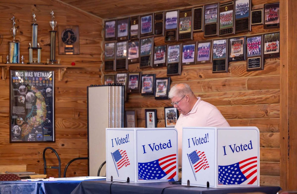 Red state voters trapped by 'Looney Tunes' court order reviving Trump's power grab: expert