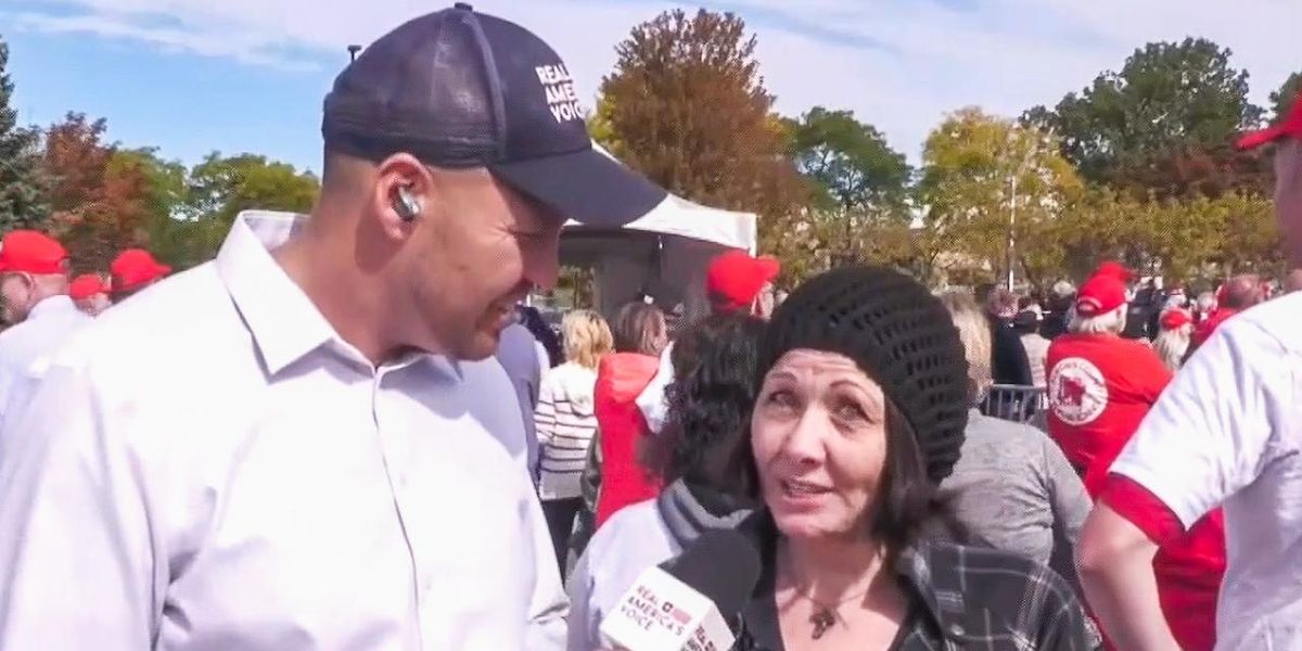 Woman at Trump rally 'apologizes to humanity for voting for the ...