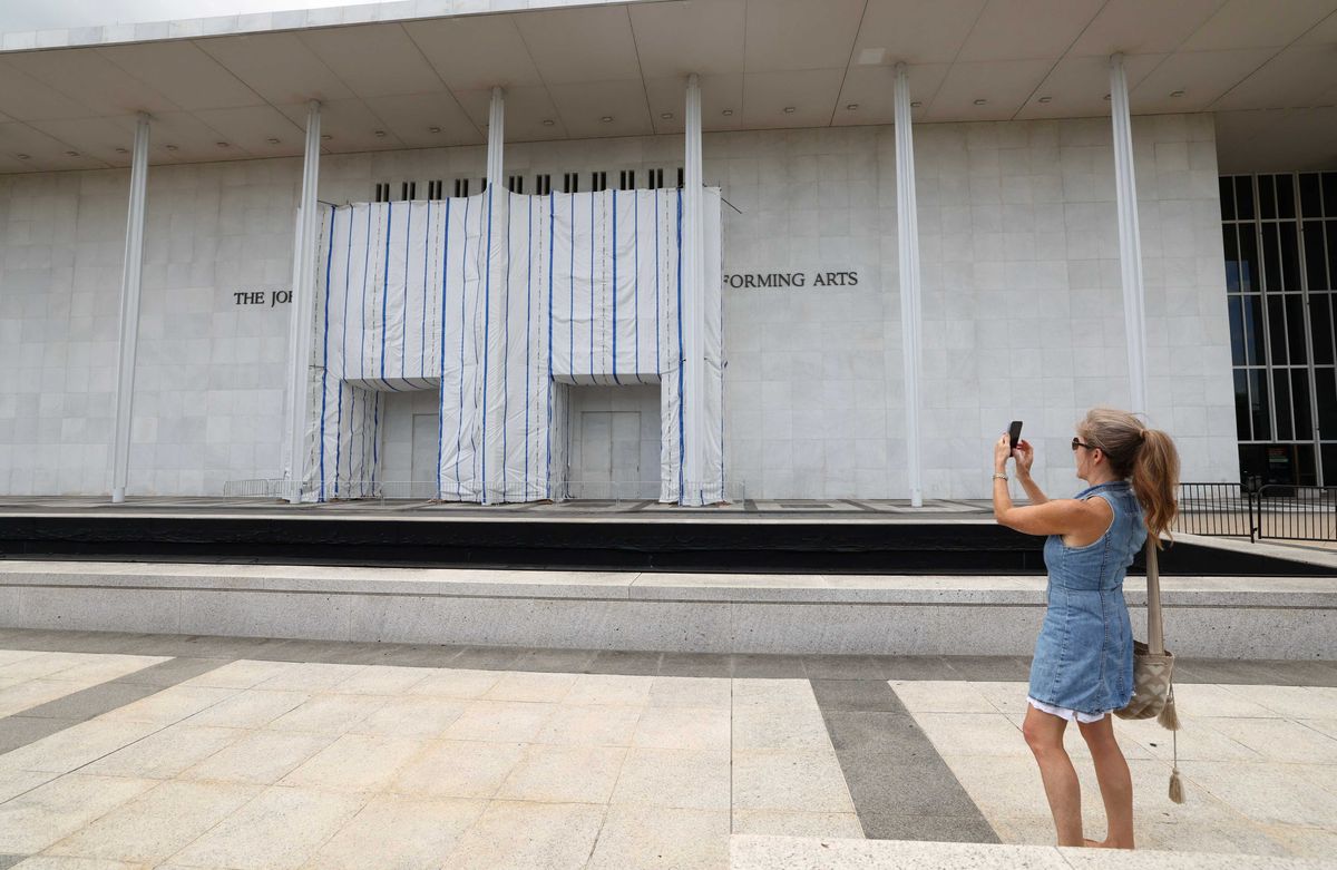 Kennedy Center's 'very unusual' tax returns omission flagged by experts