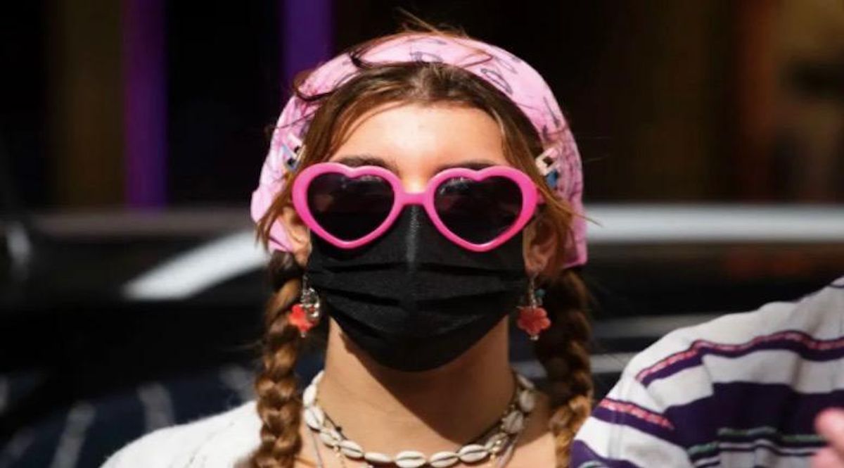 Why many COVID experts think Americans can ditch their masks soon