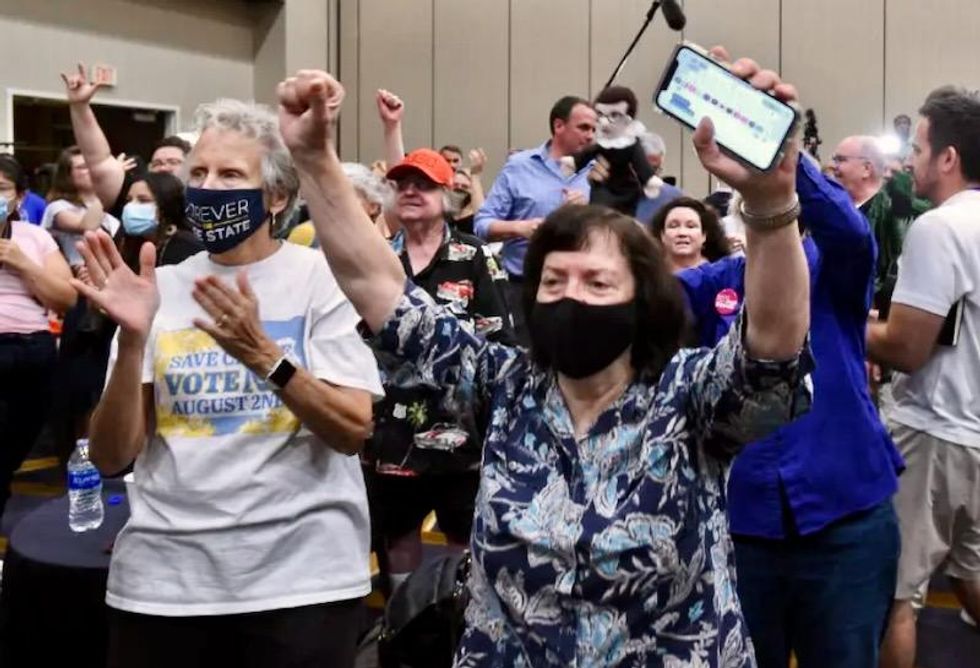 Kansas abortion vote rocks US midterms outlook