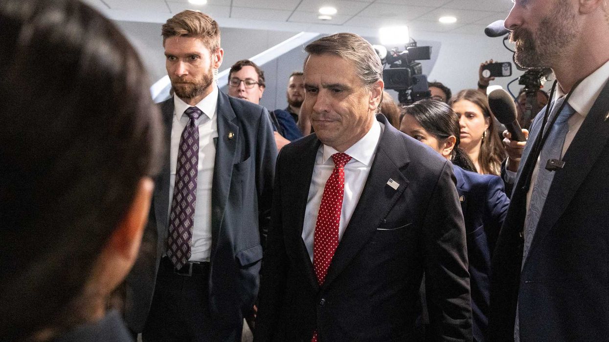 Kaitlan Collins astounded as GOP squeezes Trump into 'unusual position': 'Nothing to lose'