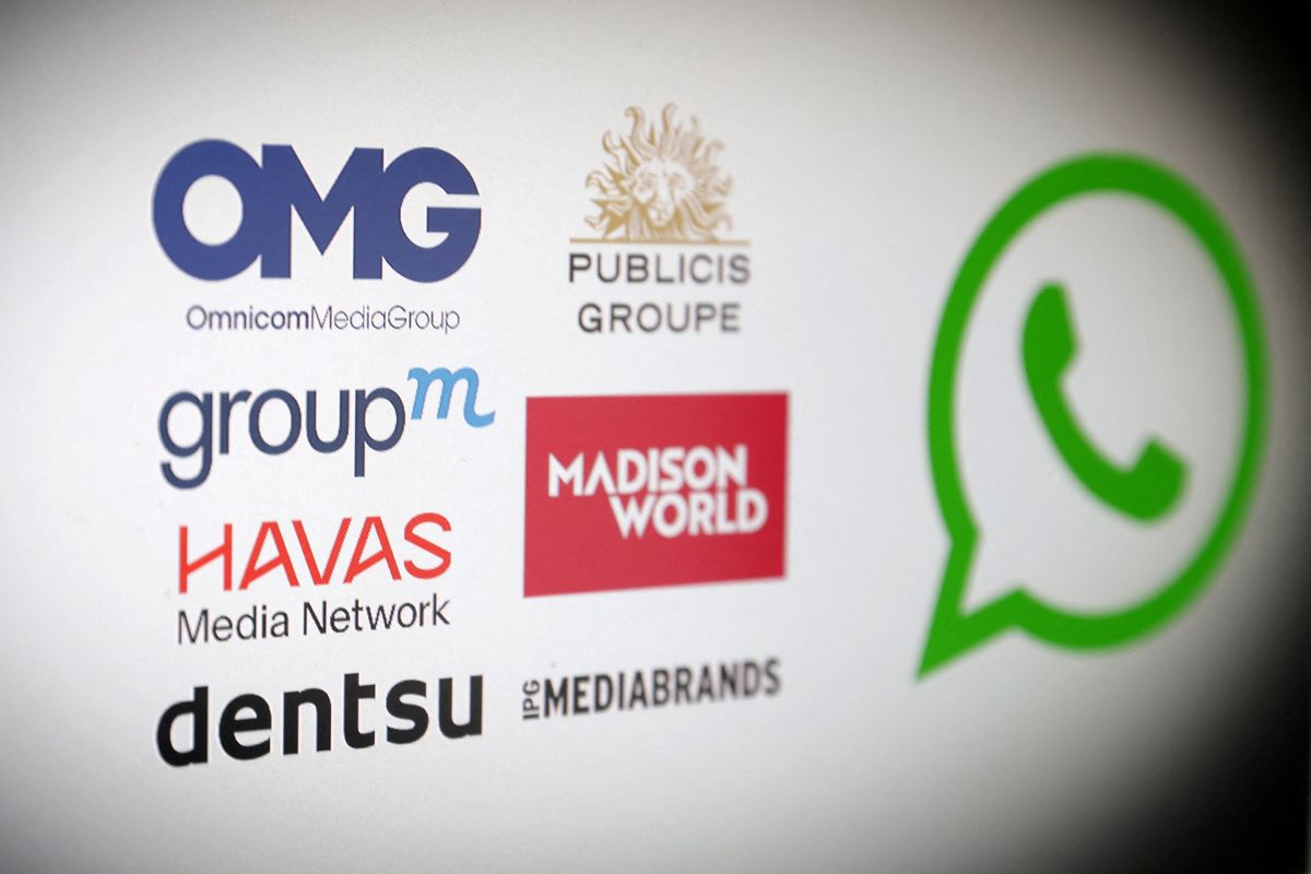 World's top messaging app officially banned for House lawmakers