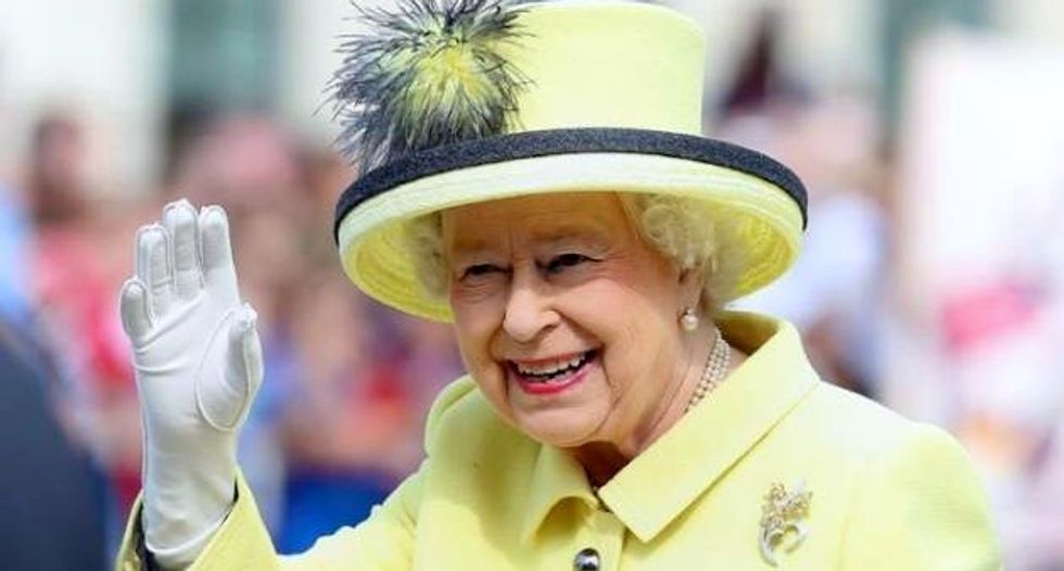 Queen to invite Trump to Britain for state visit: Sunday Times