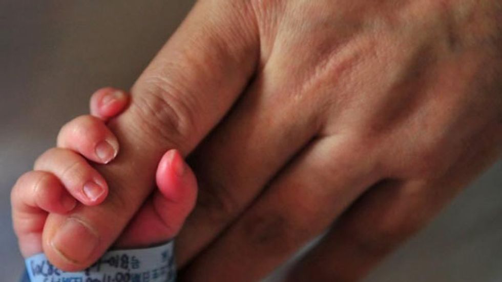 Births to undocumented US immigrants down 20 percent from 2007 peak: Pew