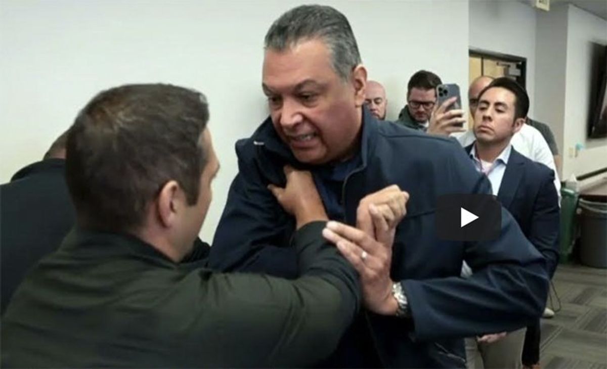 Dem senator points to possible evidence against Kristi Noem's security detail