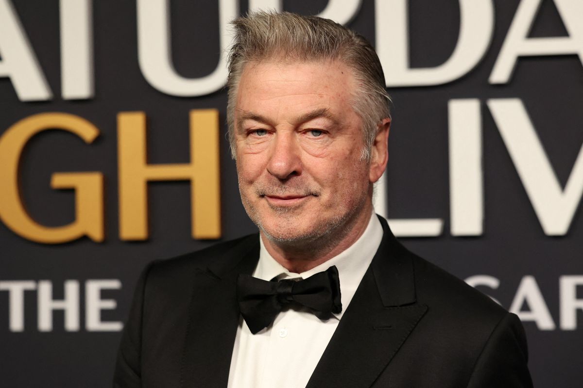 ‘Get out of here!’ Alec Baldwin snaps at Trump impersonator with profanity-laced threat