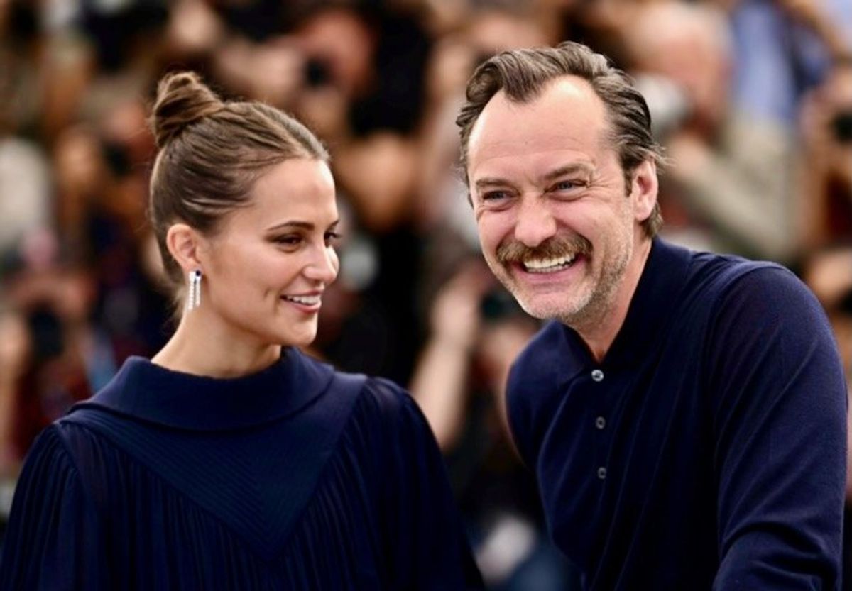 JUDE LAW: “Monarchy is theatre” 👑