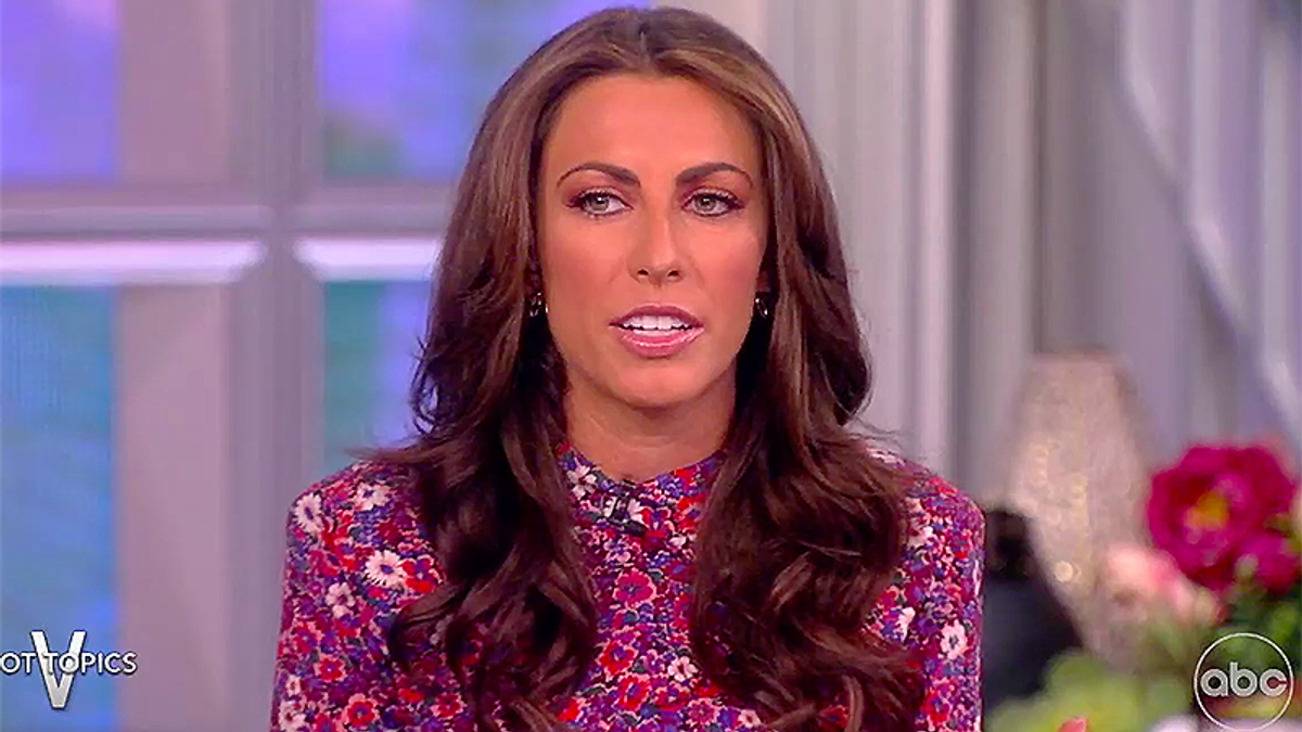 Watch: Ex-Trump aide says his 2024 announcement this early is 'a sign of weakness'