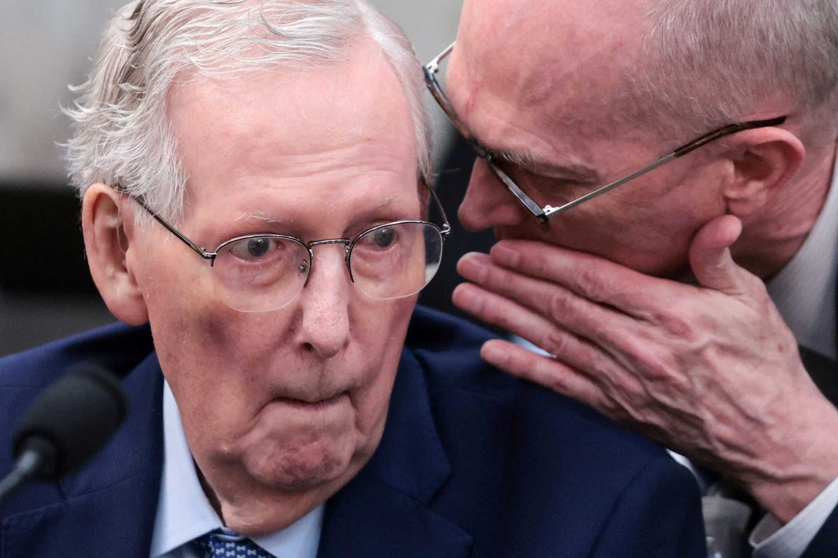 Shock as Mitch McConnell changes vote after GOP colleague's whispers: 'So ridiculous'