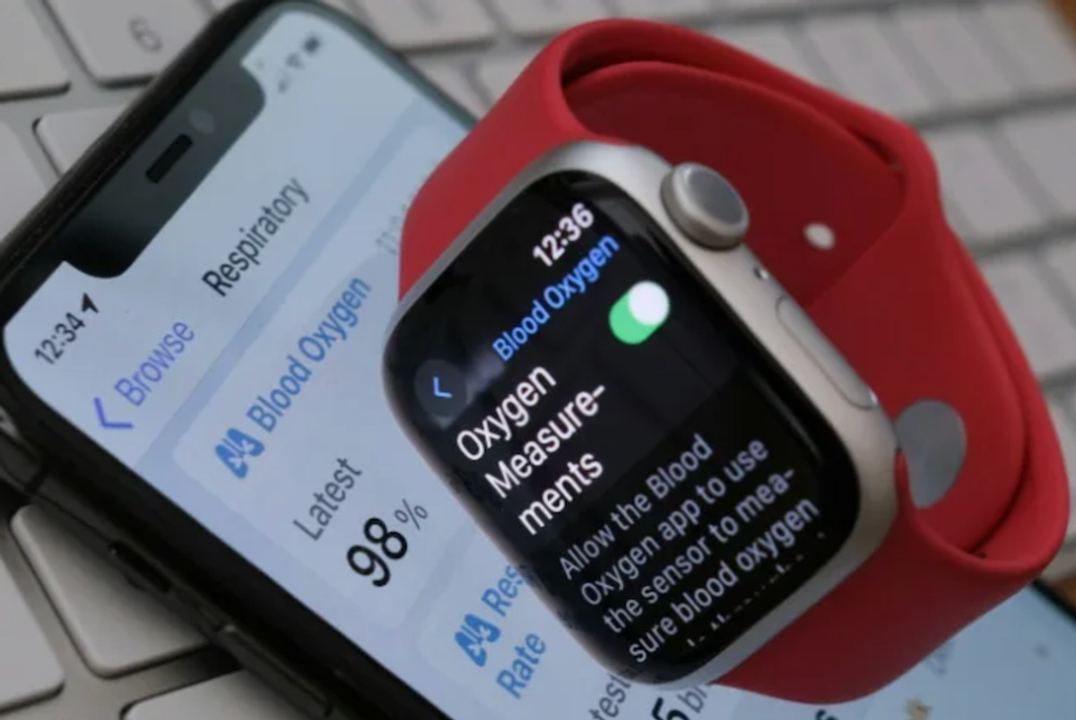 Apple hit again with U.S. ban in watch patent feud
