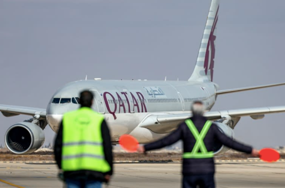 Australian says 'wasn't nice' sitting with corpse on long-haul flight