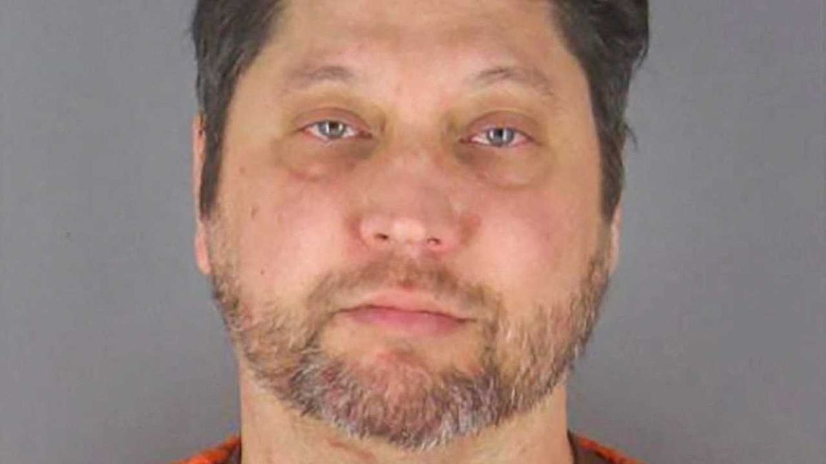 DOJ files criminal charges against Trump fan who attacked Ilhan Omar