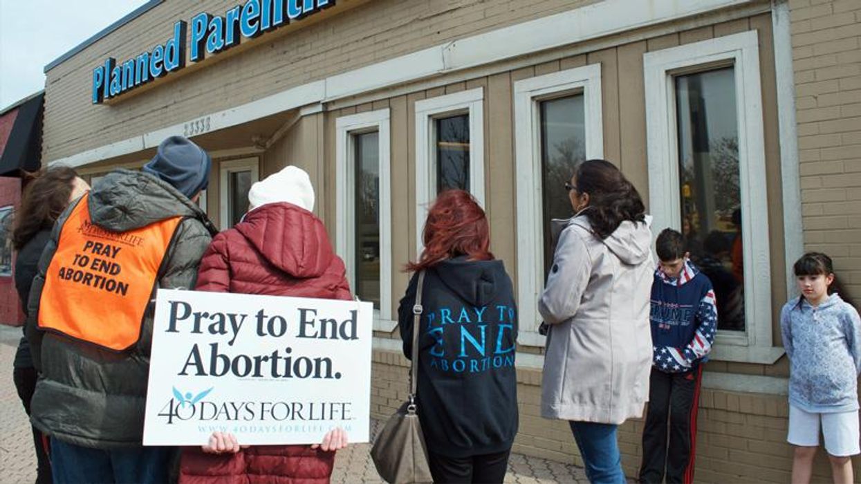 Lawmakers aghast after Texas crisis pregnancy centers caught lying to women about basic medical facts