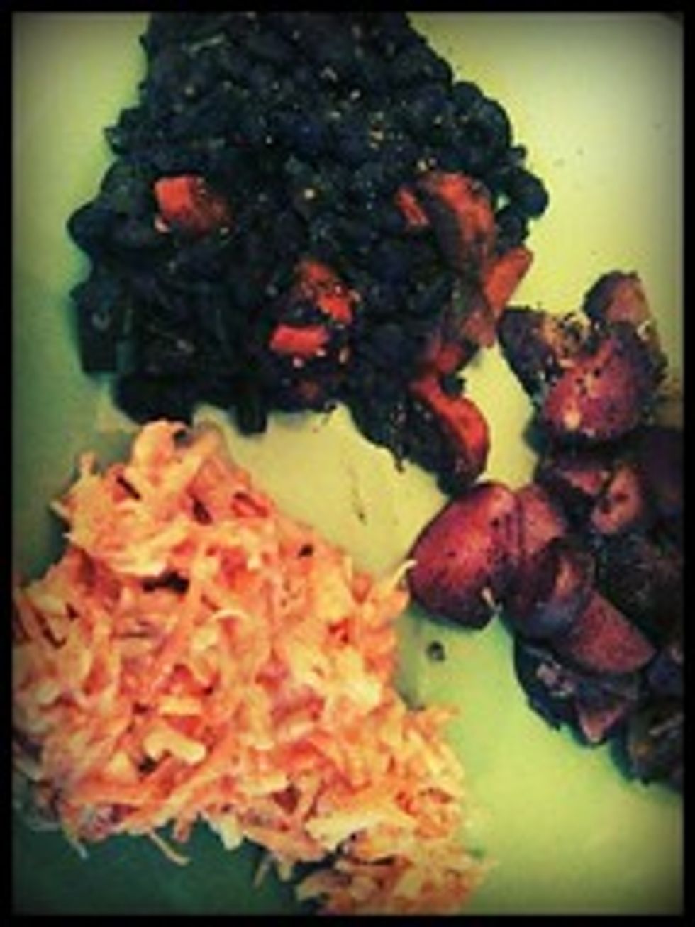 Apple & carrot salad, roasted potatoes, black beans