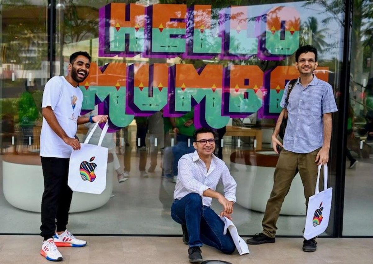 Apple opens first India store in market push
