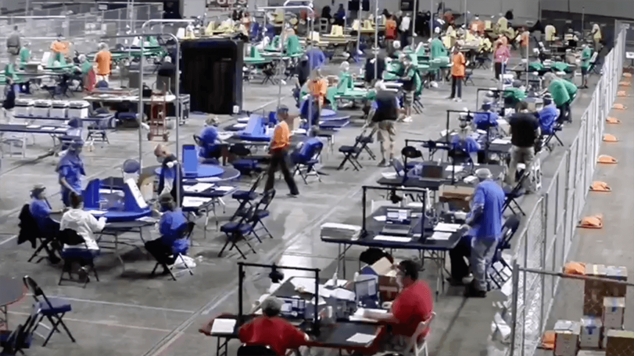 'This is INSANE’: Columnist demands DOJ investigation into Arizona election audit