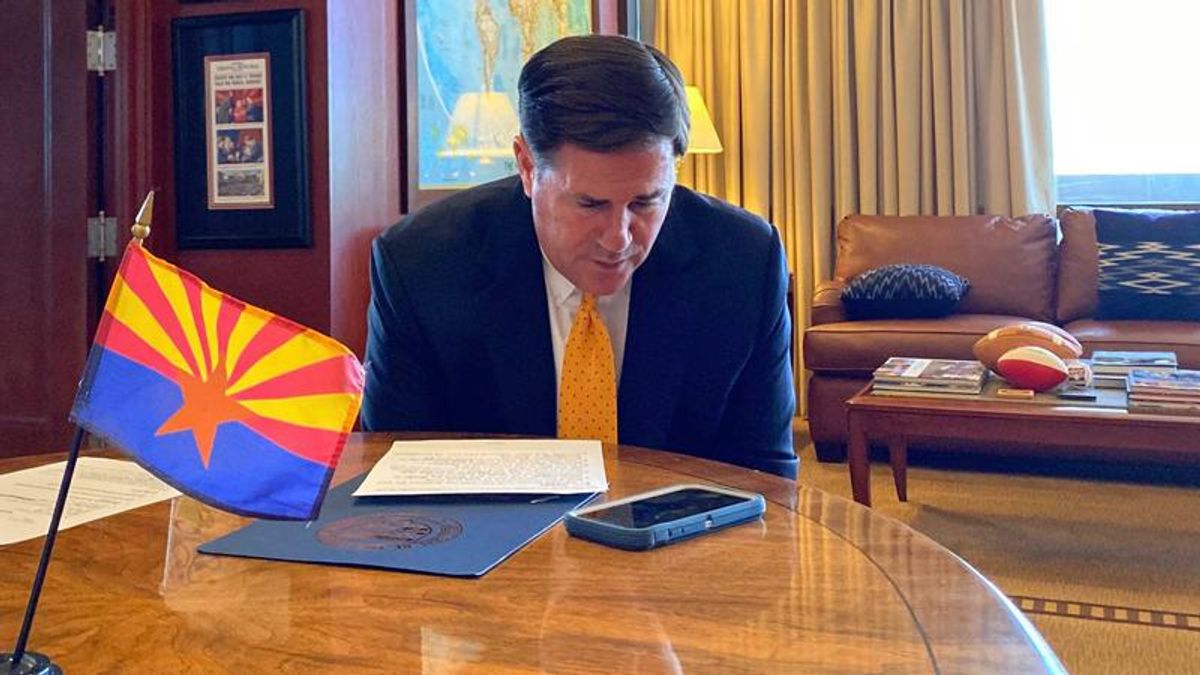 'Pro-COVID' Arizona governor has his record thrown back in his face after complaining about 'dictator' Biden