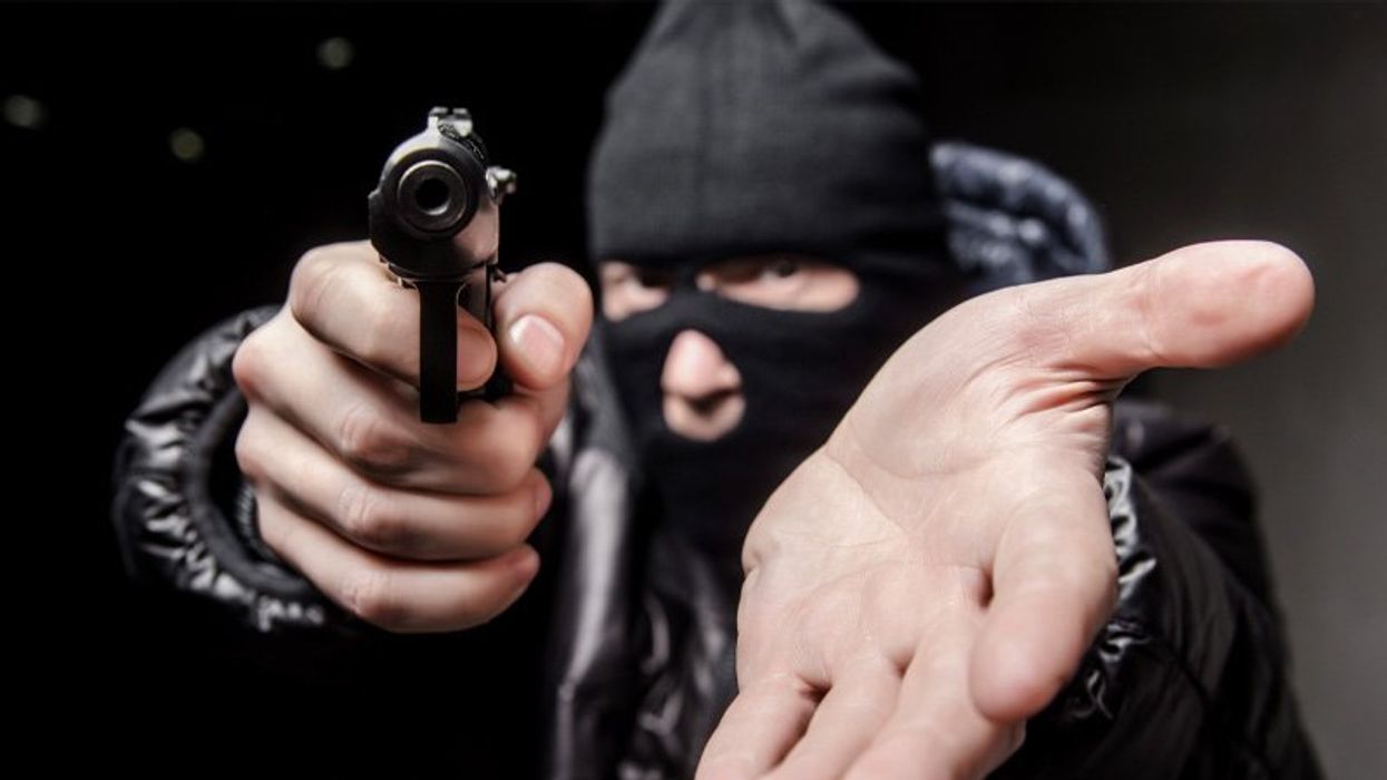 Neighbors beat and detain carjacker who tried to rob elderly woman who was on her way to chemo