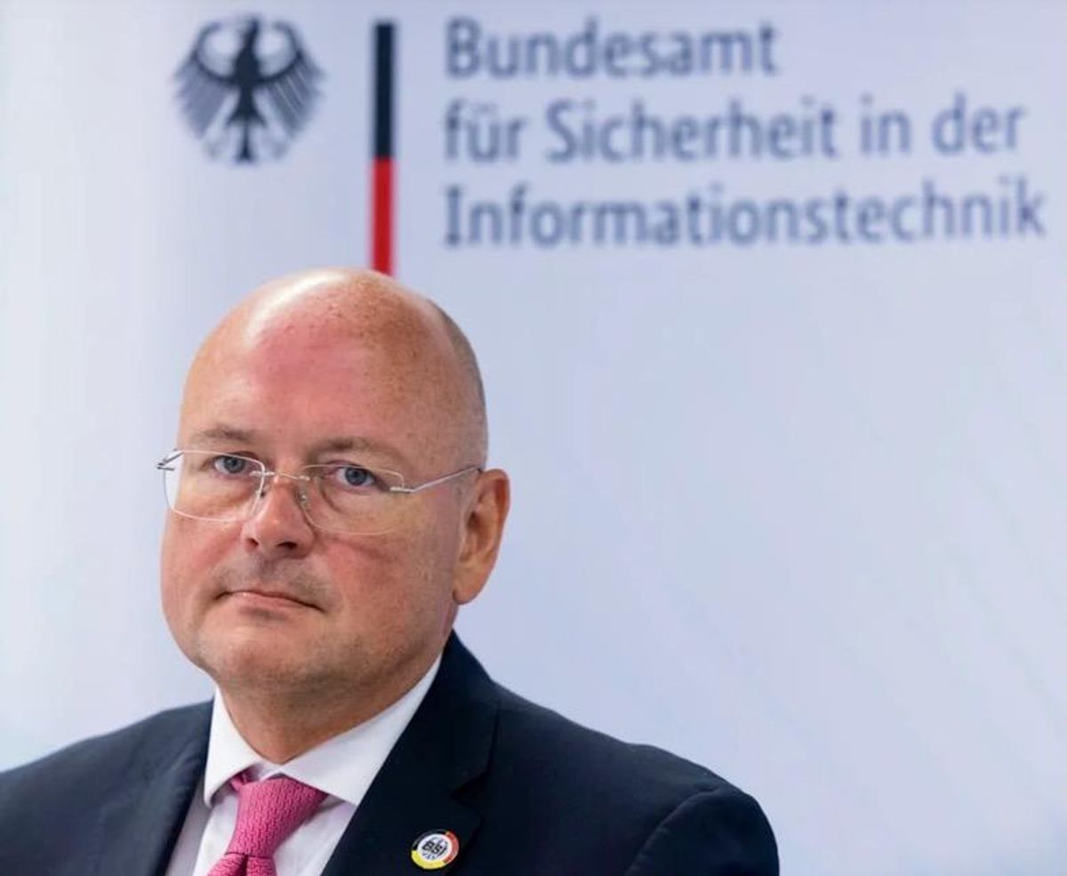 German interior minister sacks cybersecurity chief