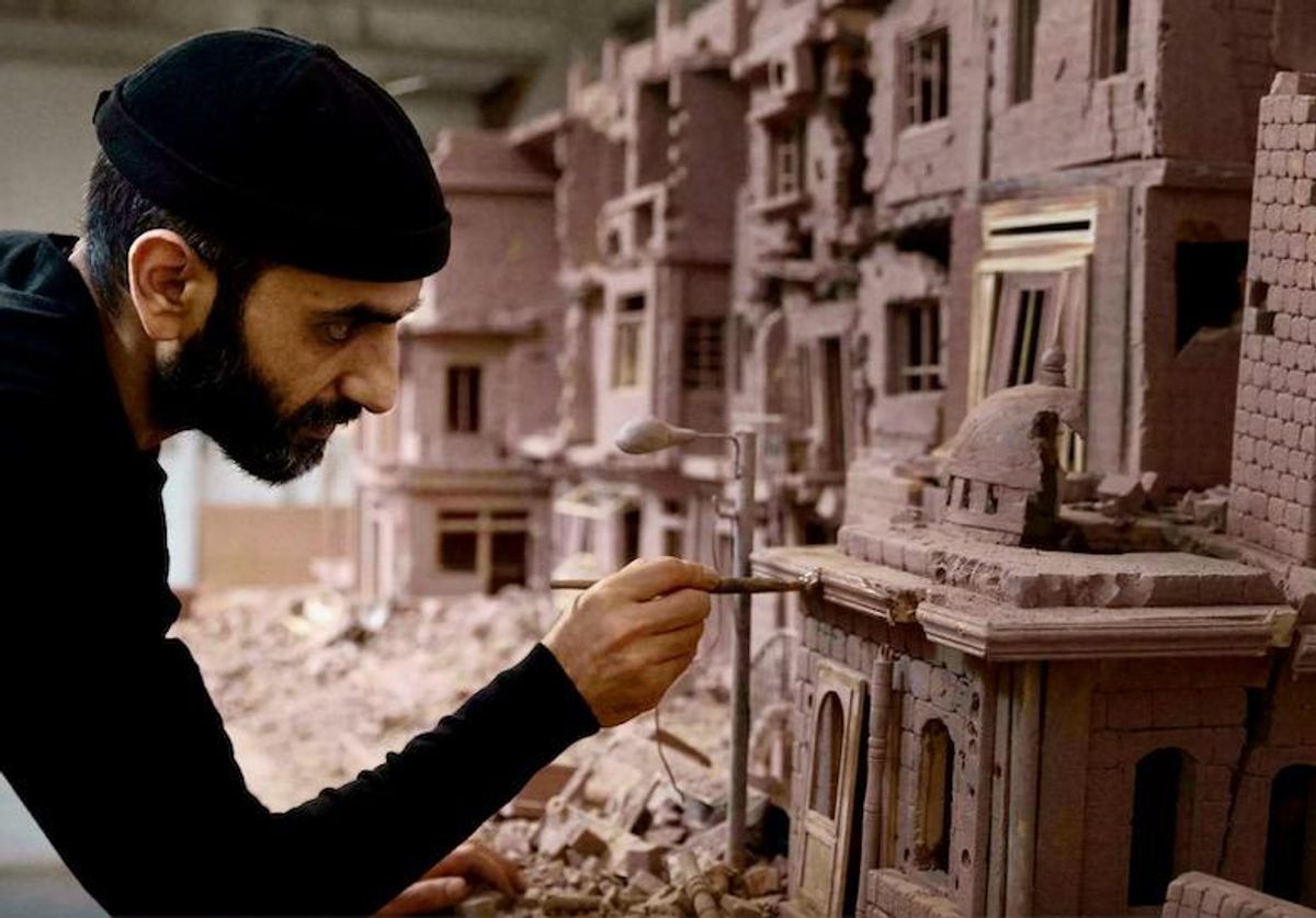 The exiled sculptor of 'all that is no longer there' in Syria